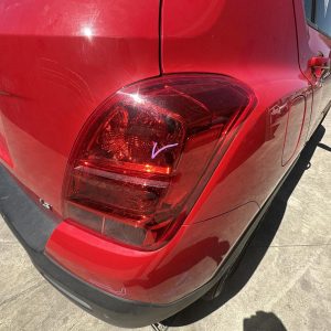HOLDEN TRAX TJ SERIE 08/13-12/20 RIGHT TAILLIGHT IN BODY NON LED TYPE 95207518