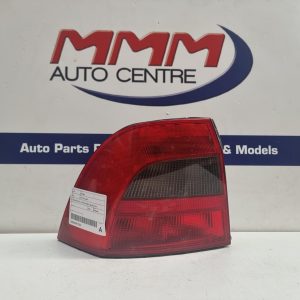 HOLDEN VECTRA LEFT TAILLIGHT JS, SEDAN/HATCH, TINTED BLINKER, 08/98-02/03 98 99
