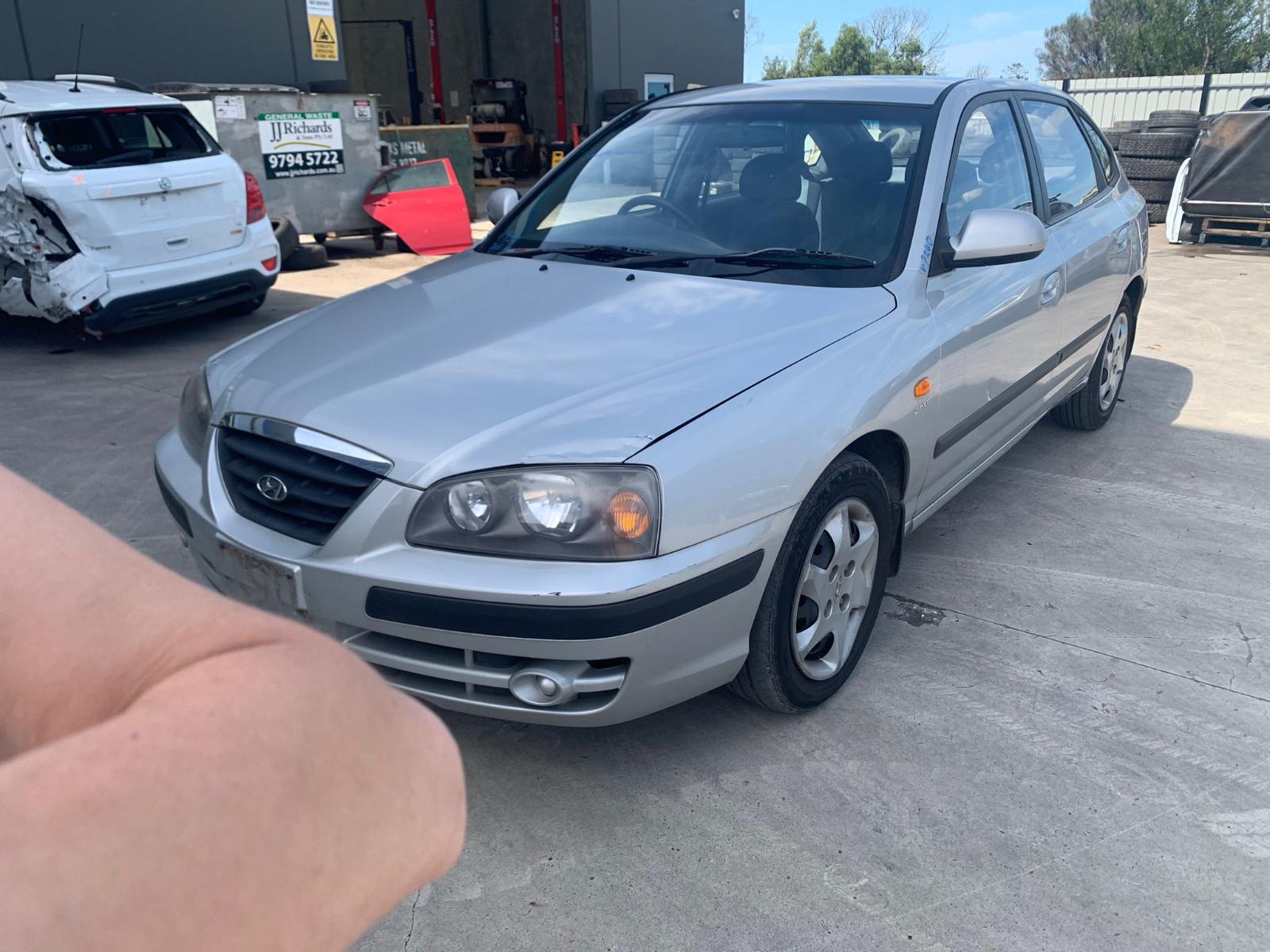 HYUNDAI ELANTRA XD 11/200007/2006 LEFT FRONT STRUT MMM Auto Centre