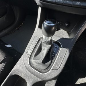 HYUNDAI I30 PD 03/2017-2025 GEAR STICK/SHIFTER AUTOMATIC T/M 6 SPEED HATCH