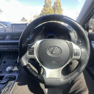 LEXUS CT200 ZWA10 02/10-02/14 STEERING WHEEL LEATHER STANDARD W/ BLUETOOTH TYPE