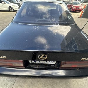 LEXUS ES300 VCV10 06/1992-09/1996 BOOTLID