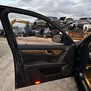 MERCEDES C CLASS W204/S204 07/2007-05/2011 LEFT FRONT DOOR TRIM BLACK LEATHER