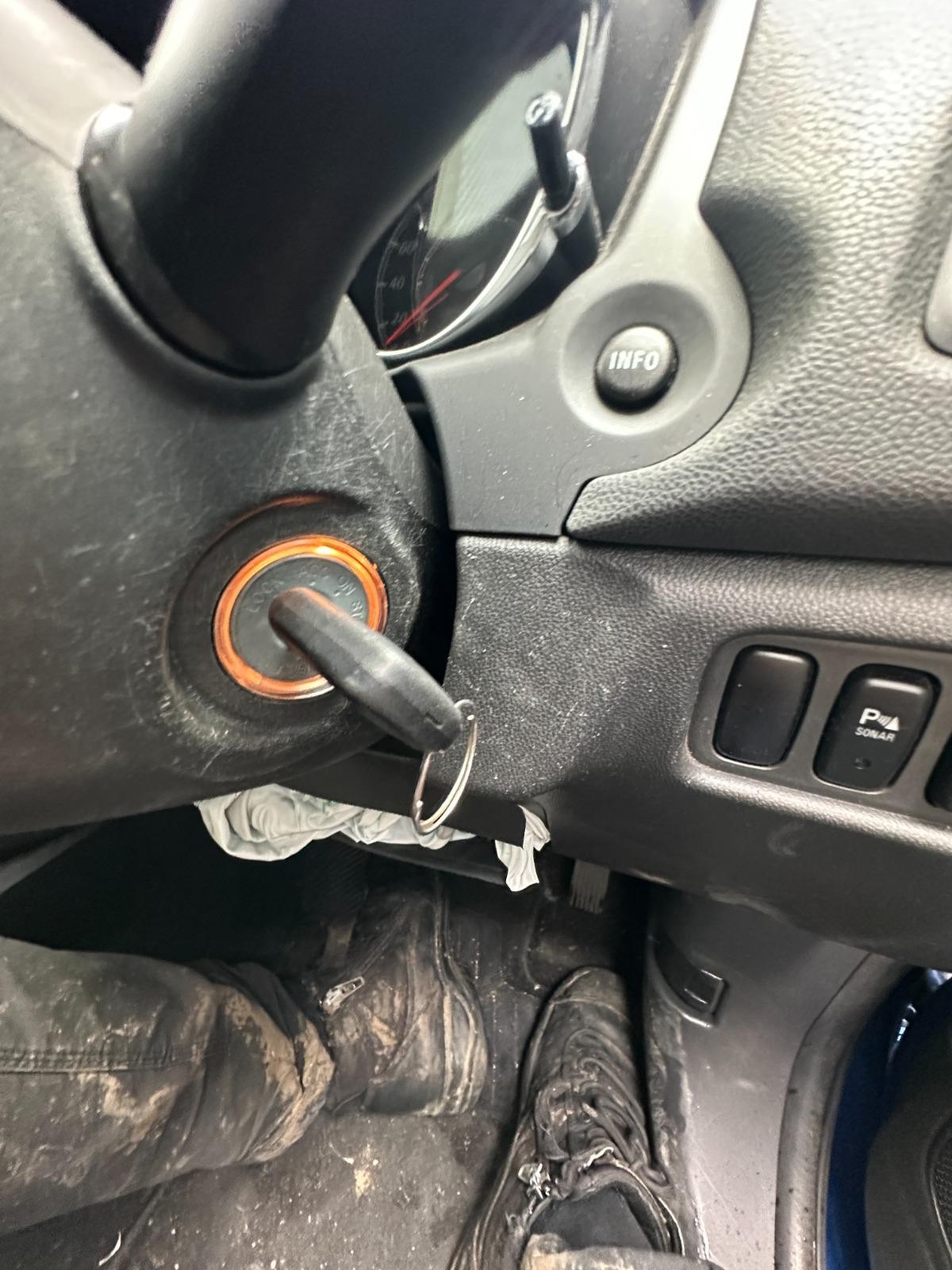 MITSUBISHI ASX 05/2010-2026 IGNITION WITH KEY