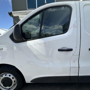 MITSUBISHI EXPRESS SN 03/2020-12/2022 LEFT FRONT DOOR WINDOW