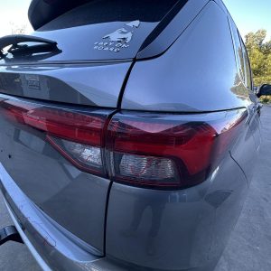 MITSUBISHI OUTLANDER ZM 08/2021-03/2025 RIGHT SIDE REAR GARNISH TAILGATE LAMP
