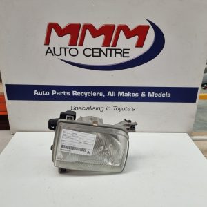 NISSAN NAVARA RIGHT HEADLAMP D22 (VIN JN1), 04/97-04/00 97 98 99 00