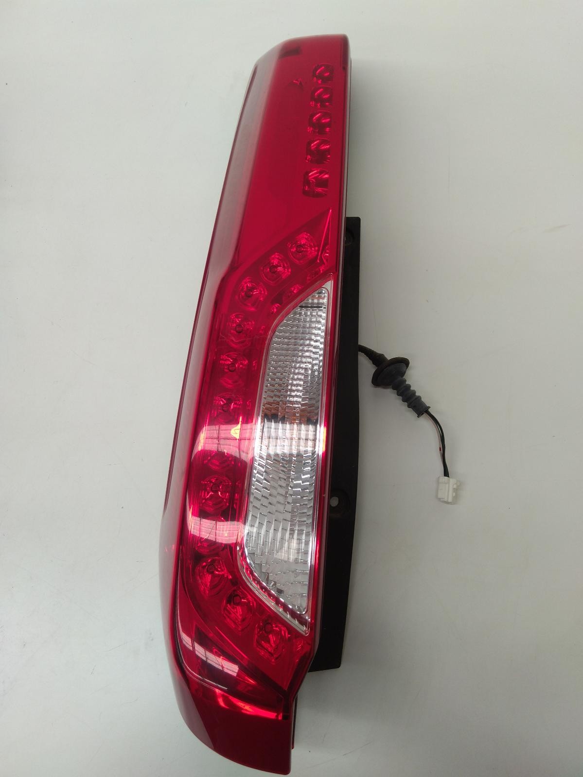 NISSAN XTRAIL T31 07/2010-12/2013 LEFT TAILLIGHT IN BODY LED TYPE 265553UB0A - Image 4
