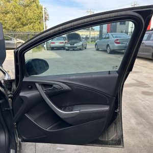 OPEL ASTRA AS 09/2012-08/2013 RIGHT FRONT DOOR TRIM SELECT 5DR HATCHBACK
