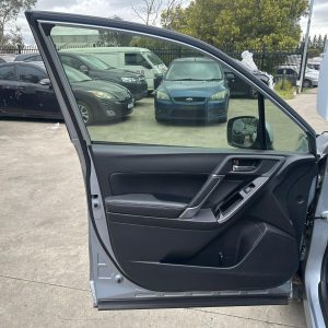 SUBARU FORESTER SJ 12/2012-08/2018 LEFT FRONT DOOR TRIM LEATHER