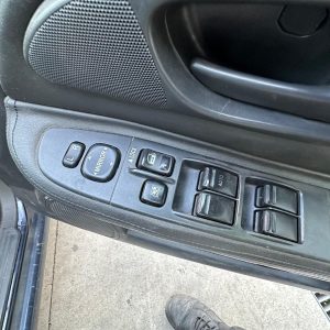 SUBARU IMPREZA 04/2004-06/2007 RIGHT FRONT MASTER SWITCH P/N 83071FE150