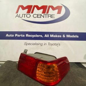 TOYOTA CAMRY RIGHT TAILLIGHT SK20, SEDAN, 10/00-08/02 00 01 02