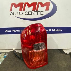 TOYOTA RAV4 LEFT TAILLIGHT ACA2#R, LENS # 42-26, 07/00-07/03 00 01 02 03
