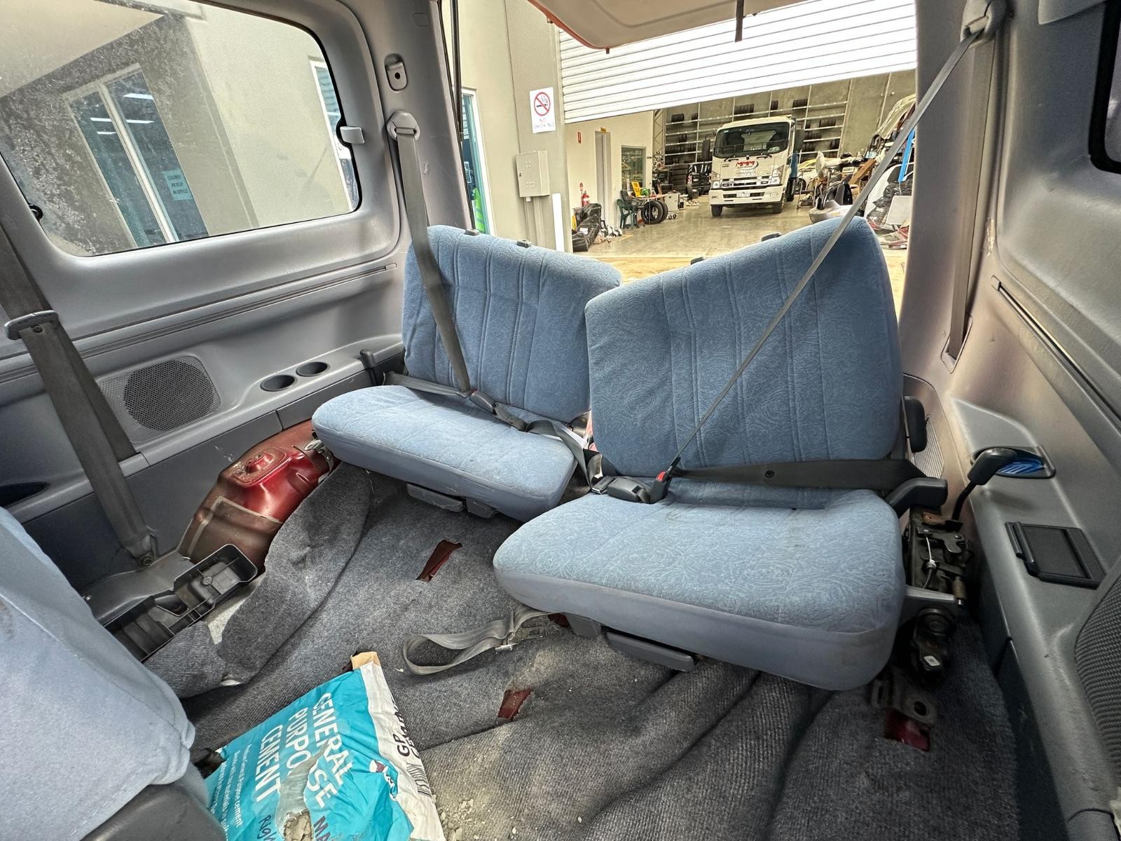 TOYOTA SPACIA SR40 02/1998-12/2001 RIGHT SIDE 3RD SEAT