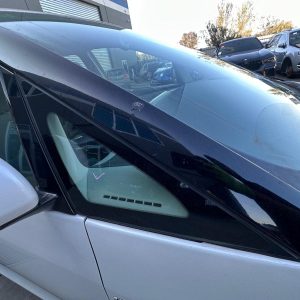 TOYOTA TARAGO ACR50R/GSR50R 03/2006-06/2020 RIGHT FRONT 1/4 DOOR GLASS IN BODY
