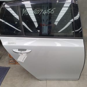 VOLKSWAGEN GOLF RIGHT REAR DOOR GEN 6, HATCH, 12/08-03/13 08 09 10 11 12 13