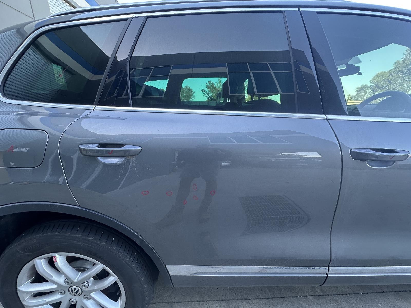 VOLKSWAGEN TOUAREG 7P 12/2010-04/2018 RIGHT REAR DOOR SHELL