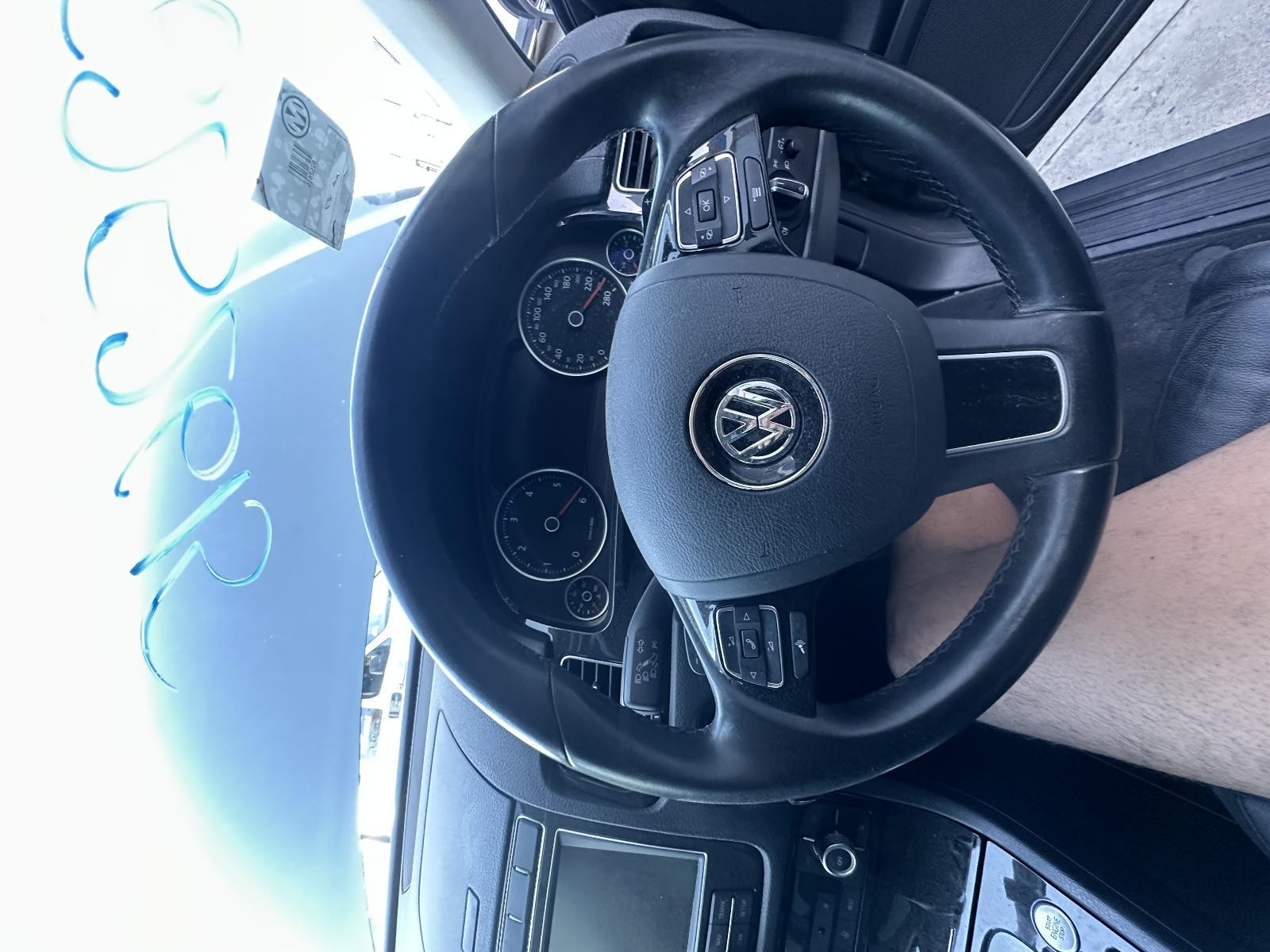 VOLKSWAGEN TOUAREG 7P 12/2010-04/2018 STEERING WHEEL LEATHER STANDARD TYPE