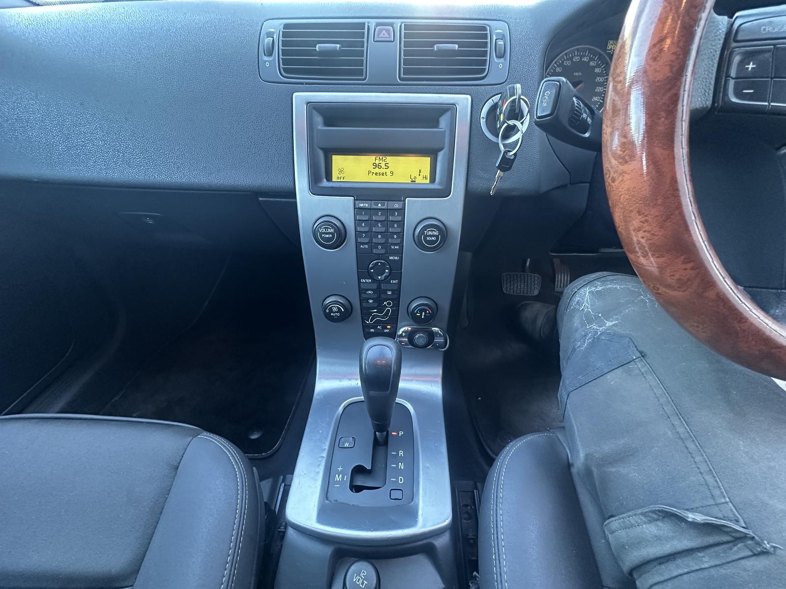 VOLVO S40 03/2004-08/2012 GLOVE BOX - Image 13