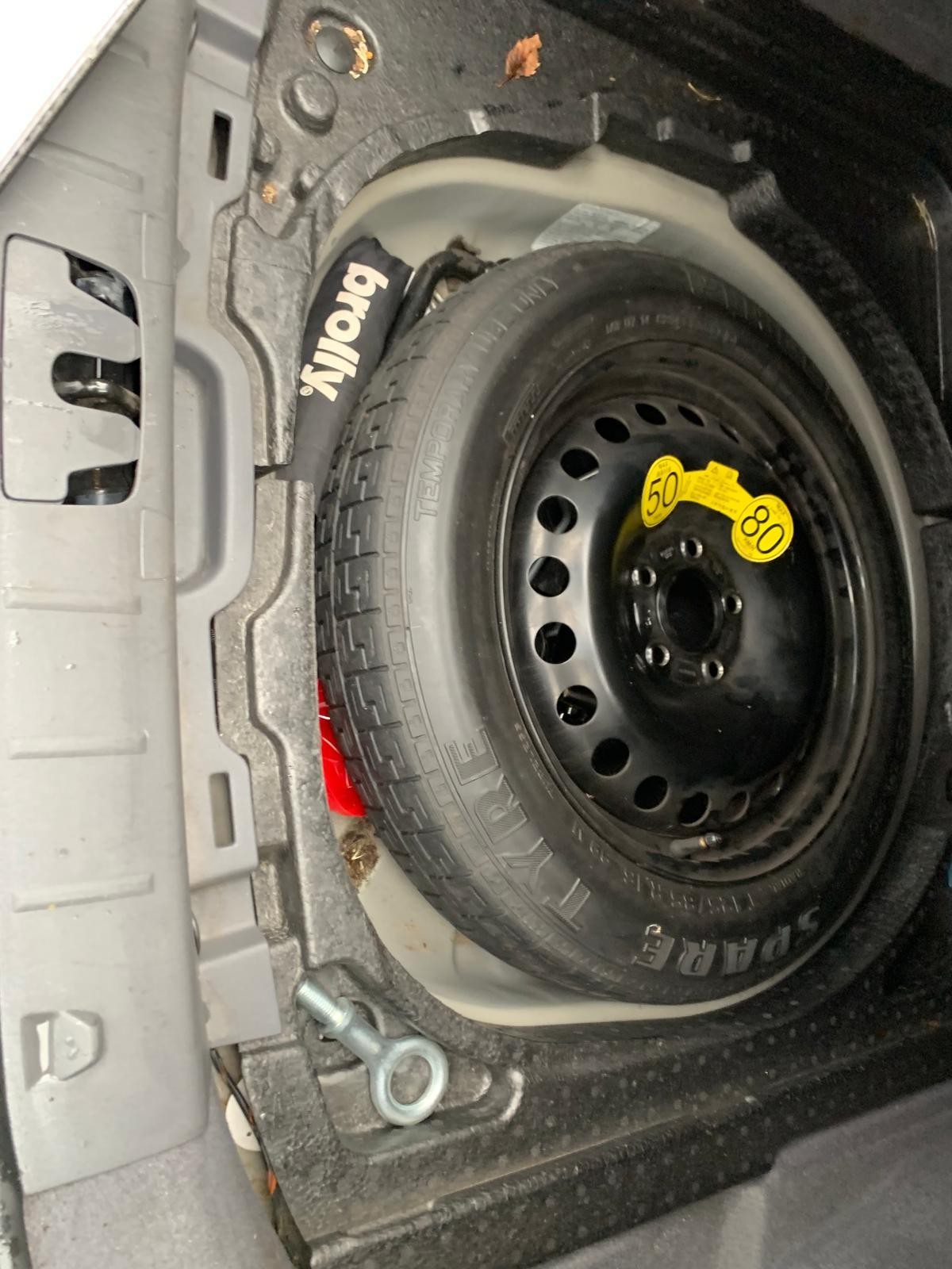 VOLVO S40 03/2004-08/2012 GLOVE BOX - Image 9