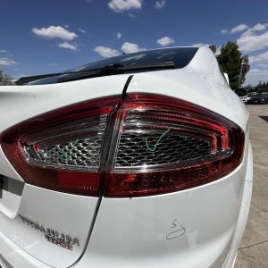 FORD MONDEO MC 11/2010-12/2014 RIGHT SIDE REAR GARNISH TAILGATE LAMP HATCH