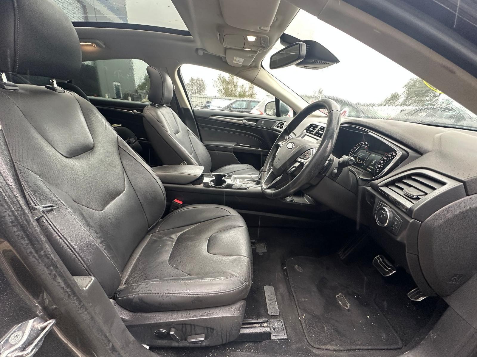 FORD MONDEO MD 09/2014-06/2020 RIGHT FRONT DOOR TRIM TREND/TITANIUM - Image 8