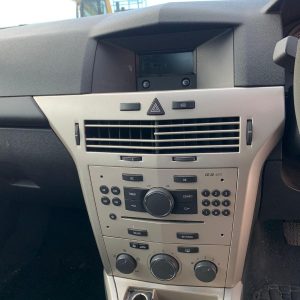 HOLDEN ASTRA 10/2004-08/2009 HATCHBACK HEATER/AC CONTROLS AH, STANDARD