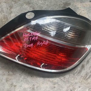 HOLDEN ASTRA RIGHT TAILLIGHT AH, 5DR HATCH, TINTED INDICATOR TYPE, 10/04-08/09 0