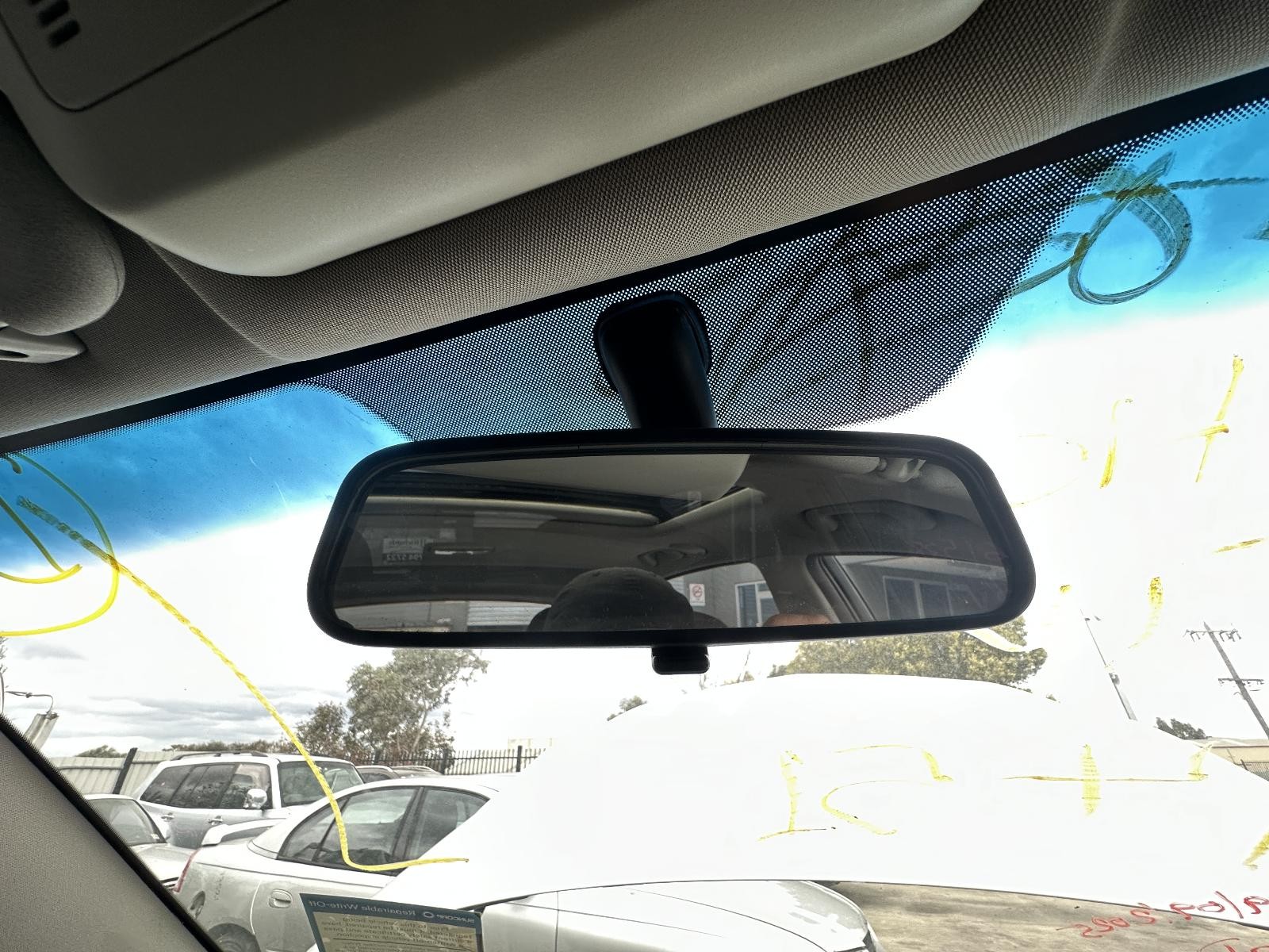 HOLDEN CAPTIVA CG 01/2011-06/2018 LEFT SIDE SUN VISOR FABRIC WITH LIGHT TYPE - Image 13