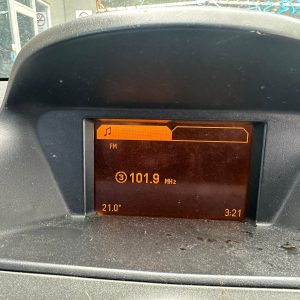 HOLDEN CAPTIVA CG 09/2006-09/2015 DISPLAY UNIT ONLY NON SAT NAV TYPE 4TH VIN=D