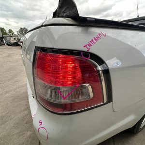 HOLDEN COMMODORE VE 08/2006-05/2013 LEFT TAILLIGHT UTE P/N 92245915 92185363