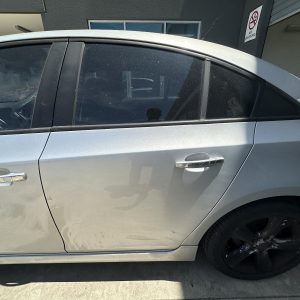 HOLDEN CRUZE 2009-2017 LEFT REAR DOOR WINDOW JG-JH, SEDAN, 03/09-01/17