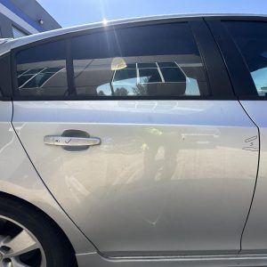 HOLDEN CRUZE JH 03/2011-01/2017 RIGHT REAR DOOR WINDOW HATCHBACK