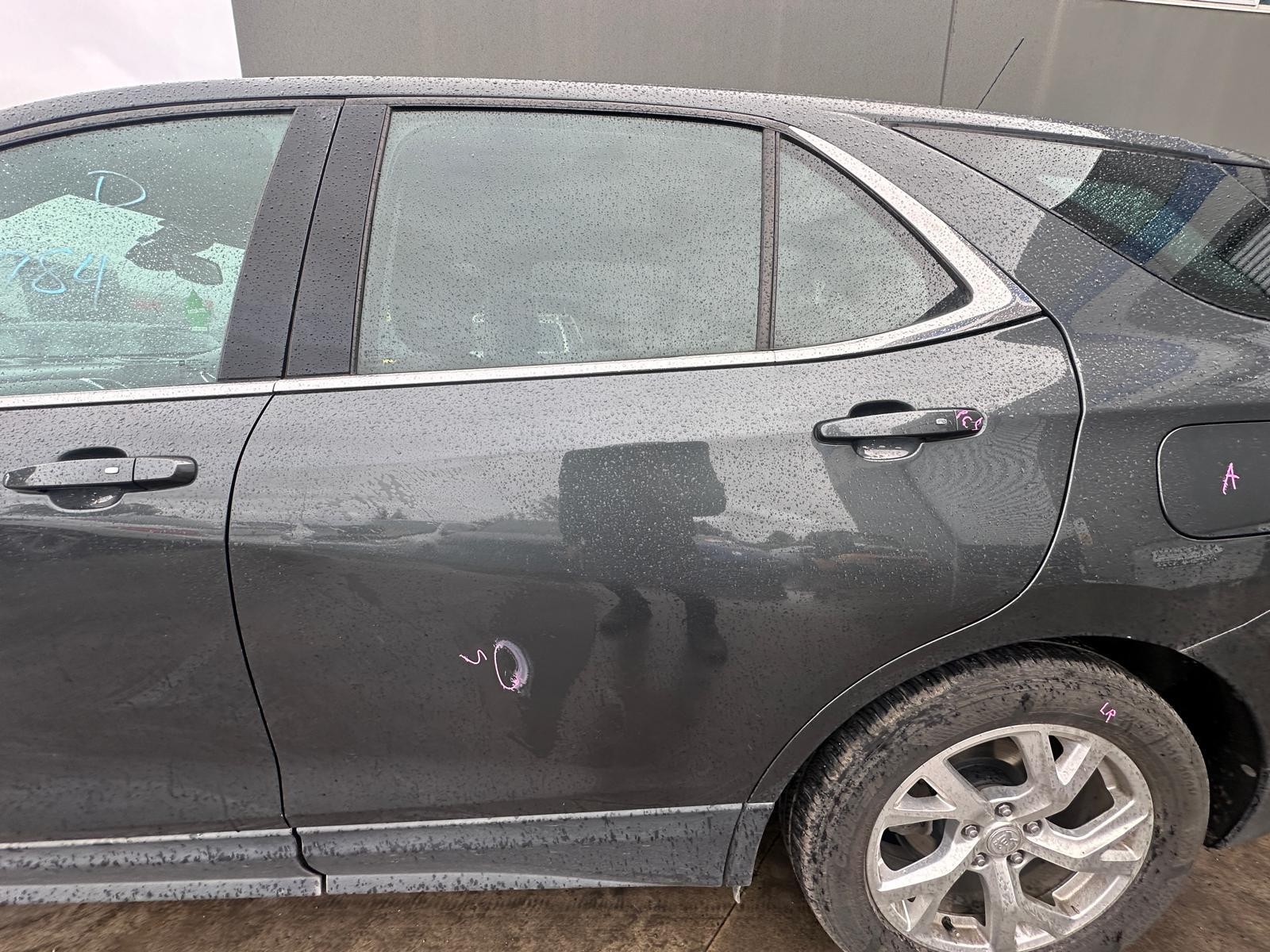 HOLDEN EQUINOX EQ 09/2017-12/2020 LEFT REAR DOOR WINDOW