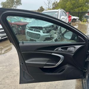 HOLDEN INSIGNIA GA 06/2015-01/2017 LEFT FRONT DOOR TRIM