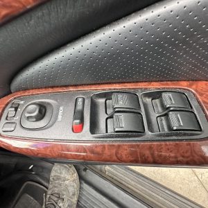 HONDA MDX YD 04/2003-12/2006 RIGHT FRONT MASTER SWITCH P/N 83510S3VJ00ZA