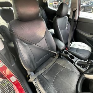 HYUNDAI ELANTRA MD 03/2011-11/2015 LEFT FRONT SEAT BELT ONLY