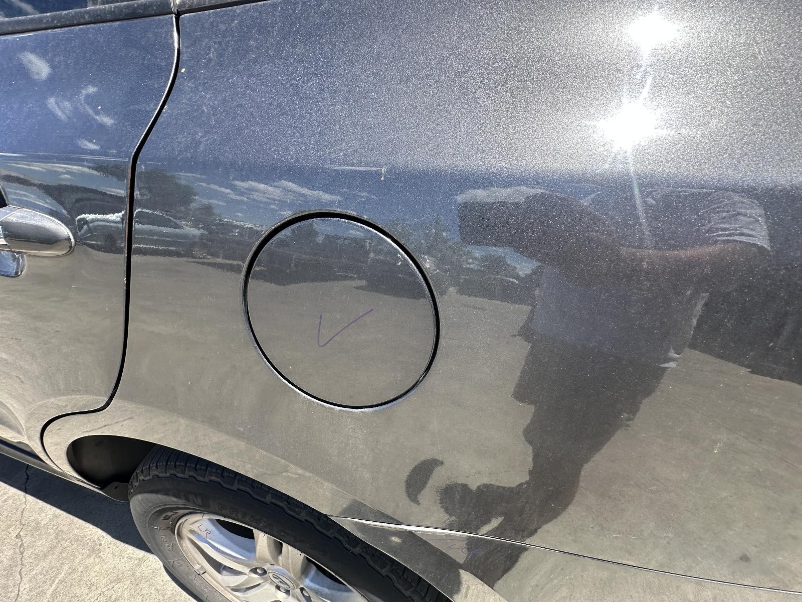 HYUNDAI SANTA FE CM 11/2005-06/2012 FUEL FLAP WAGON