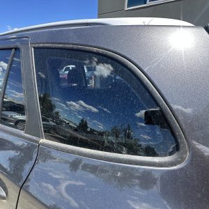 HYUNDAI SANTA FE CM 11/2005-06/2012 LEFT REAR SIDE GLASS