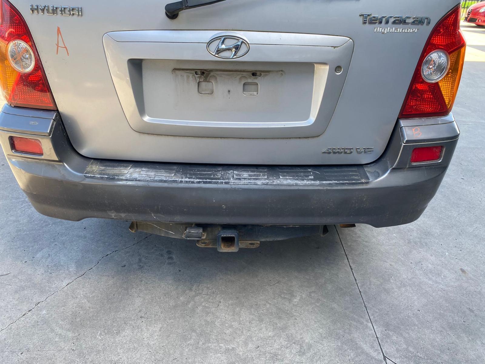 Hyundai Terracan Hp Rear Bumper Mmm Auto Centre