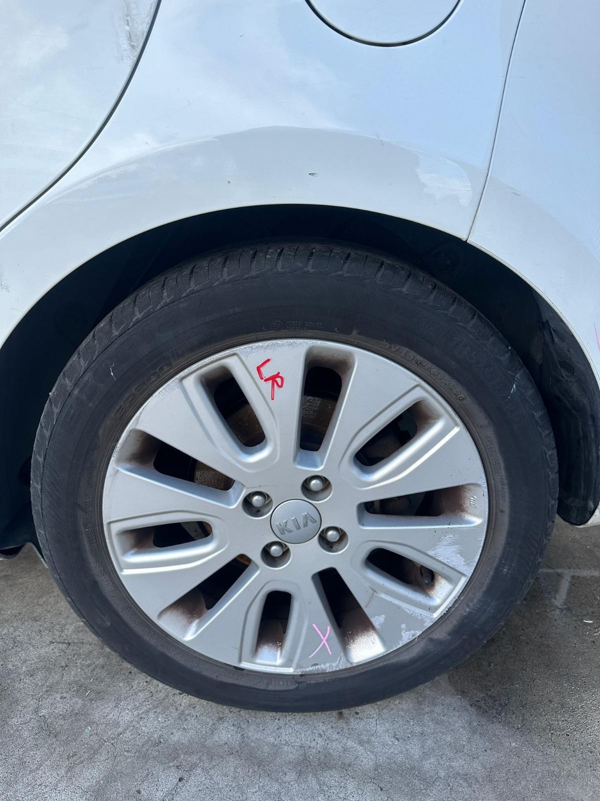 KIA RIO UB 08/2011-11/2016 LEFT REAR WHEEL ALLOY FACTORY 16X6IN