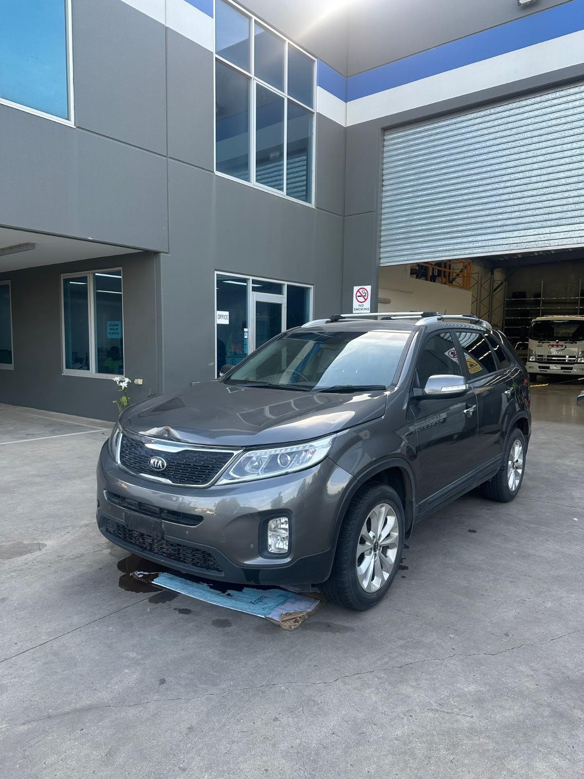KIA SORENTO XM 10/2012-12/2014 LEFT BUMPER FOGLAMP