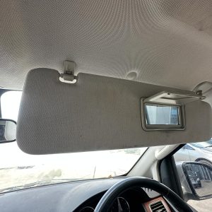 LDV G10 VAN SV7A 04/2015-08/2022 RIGHT SIDE SUN VISOR WITH MIRROR TYPE WAGON