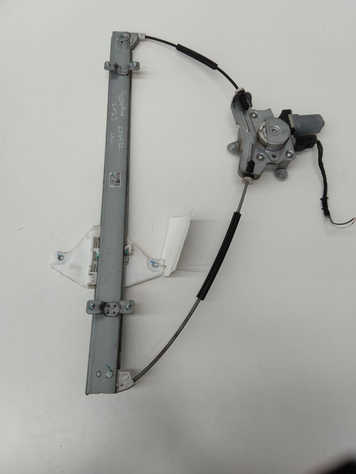 LDV G10 VAN SV7A/SV7C 04/2015-2024 LEFT FRONT DOOR REG & MOTOR ASSY VAN - Image 3
