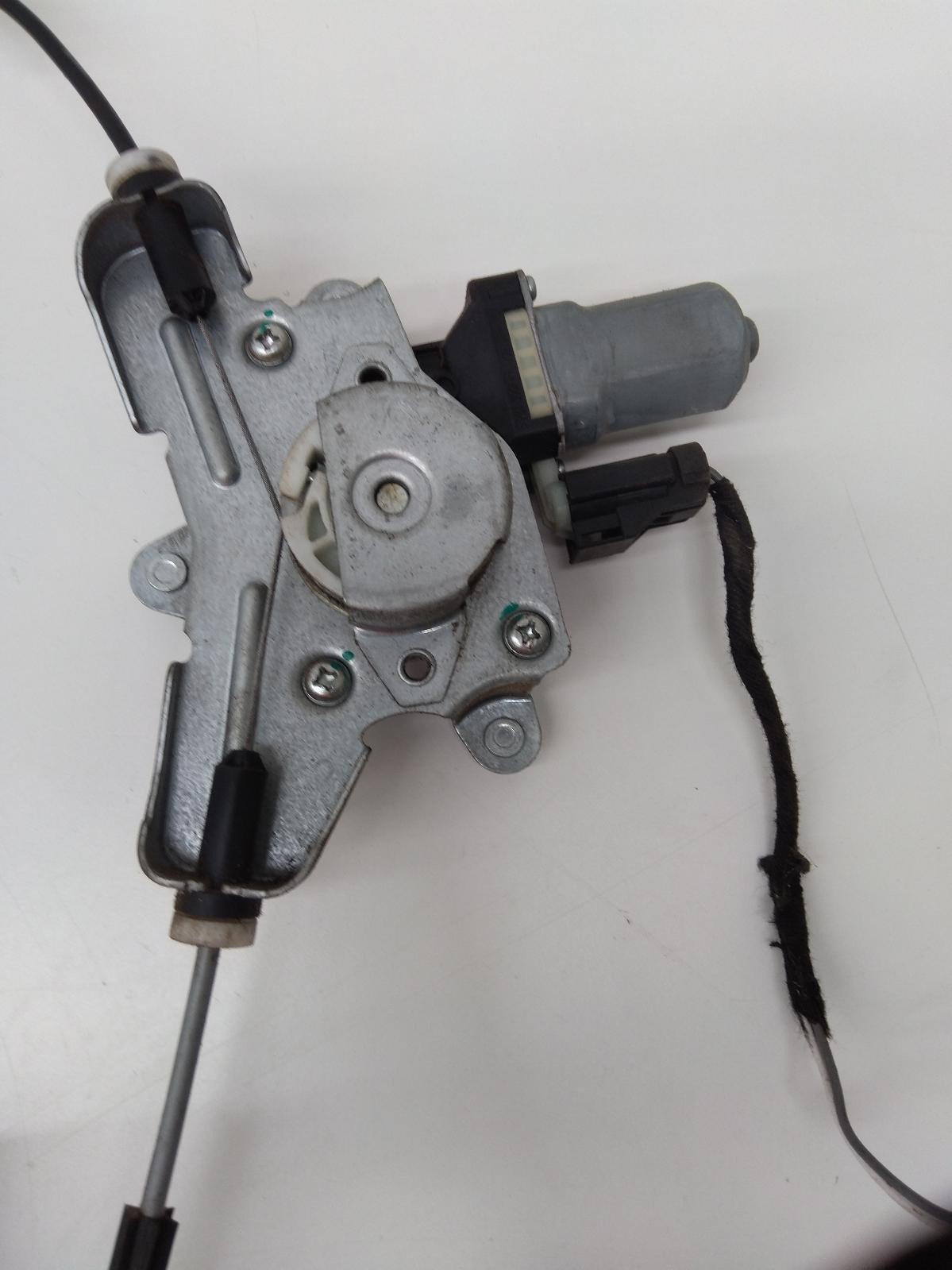 LDV G10 VAN SV7A/SV7C 04/2015-2024 LEFT FRONT DOOR REG & MOTOR ASSY VAN - Image 5