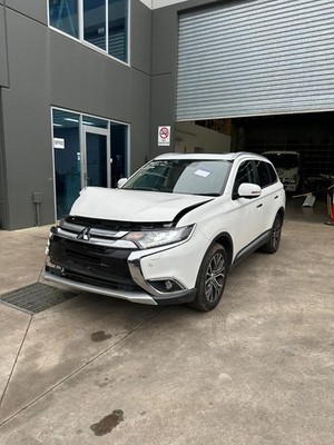 MITSUBISHI OUTLANDER ZK-ZL 08/2016-07/2021 DISPLAY/HEAD UNIT NON SAT NAV TYPE - Image 4