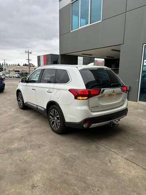 MITSUBISHI OUTLANDER ZK-ZL 08/2016-07/2021 DISPLAY/HEAD UNIT NON SAT NAV TYPE - Image 5