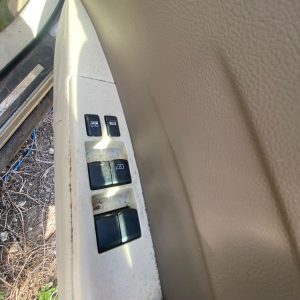 NISSAN MAXIMA 02/2002-05/2009 SEDAN POWER WINDOW SWITCH RIGHT HAND FRONT, J31