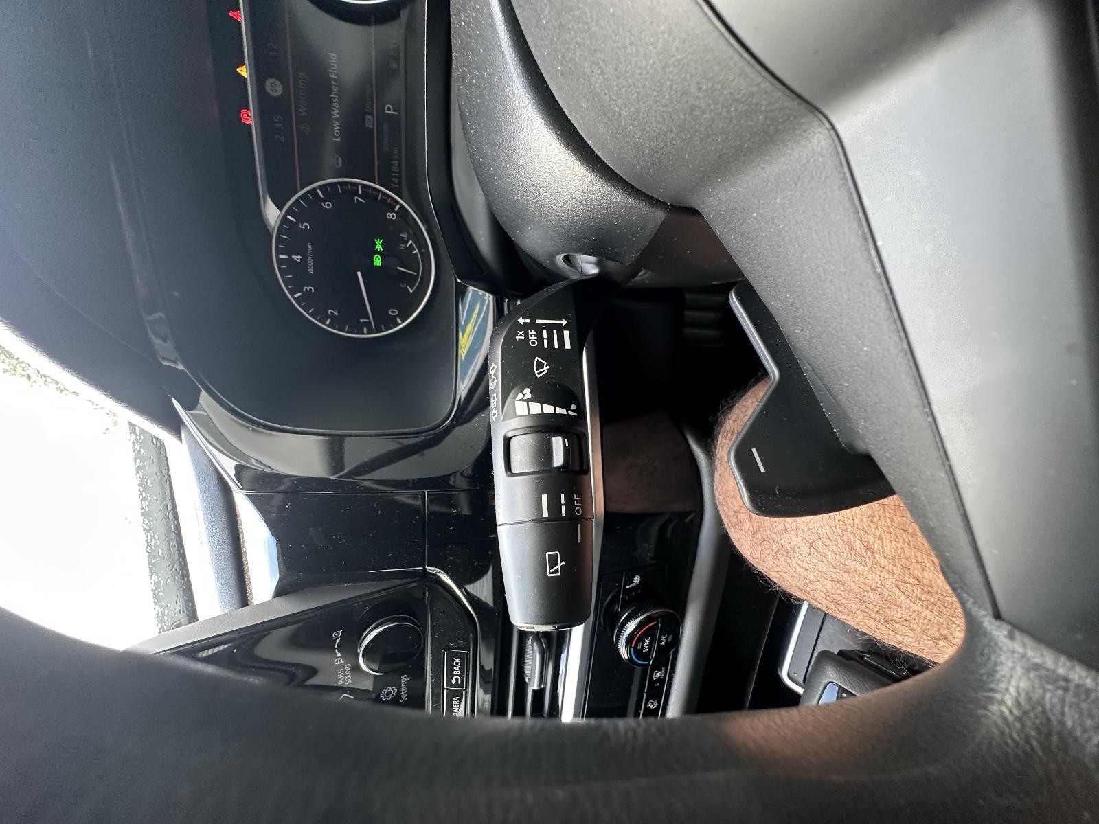 NISSAN PATHFINDER R53 07/2022-2026 WIPER SWITCH
