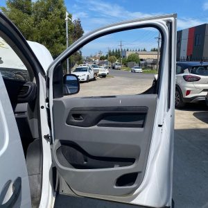 PEUGEOT EXPERT K0 04/2018-2024 RIGHT FRONT WINDOW REGULATOR/MOTOR P/N 9829889680